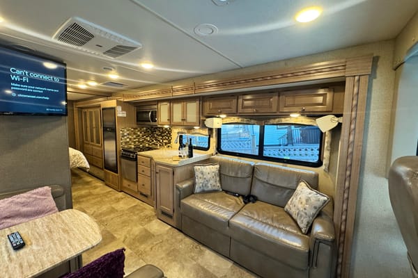 Thor Motor Coach Wind Sport 29M Class A