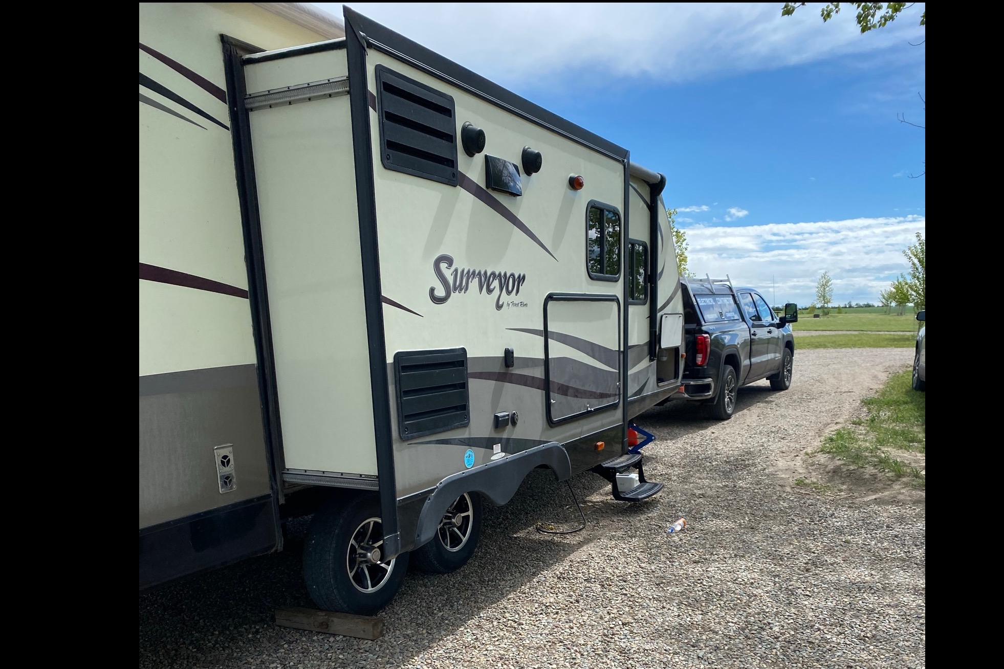 Forest River 34’ Surveyor tow behind trailer 