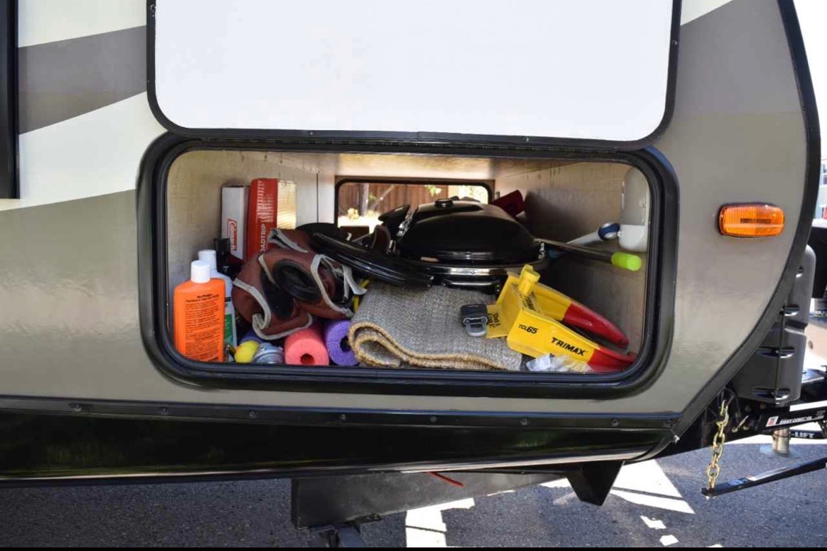 Forest River 34’ Surveyor tow behind trailer 