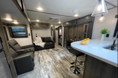 Christen's Keystone 320MLS Travel Trailer