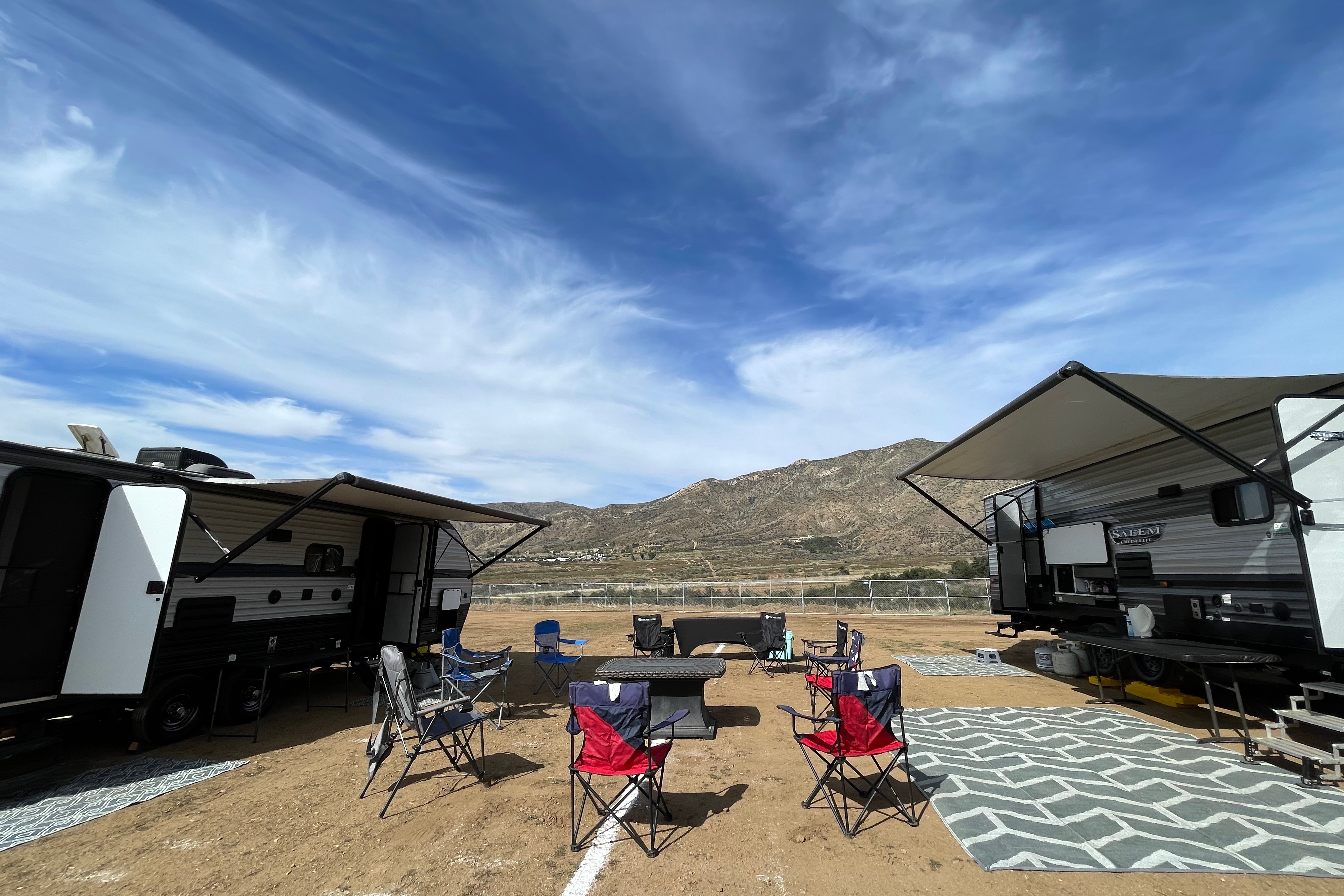 5 Bed Trailer - 32’  - Delivery Only👉🏻 Anywhere you want to go!