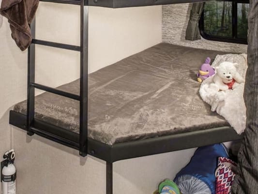 Montyce’s Luxury KZ Sportsmen Travel Trailer