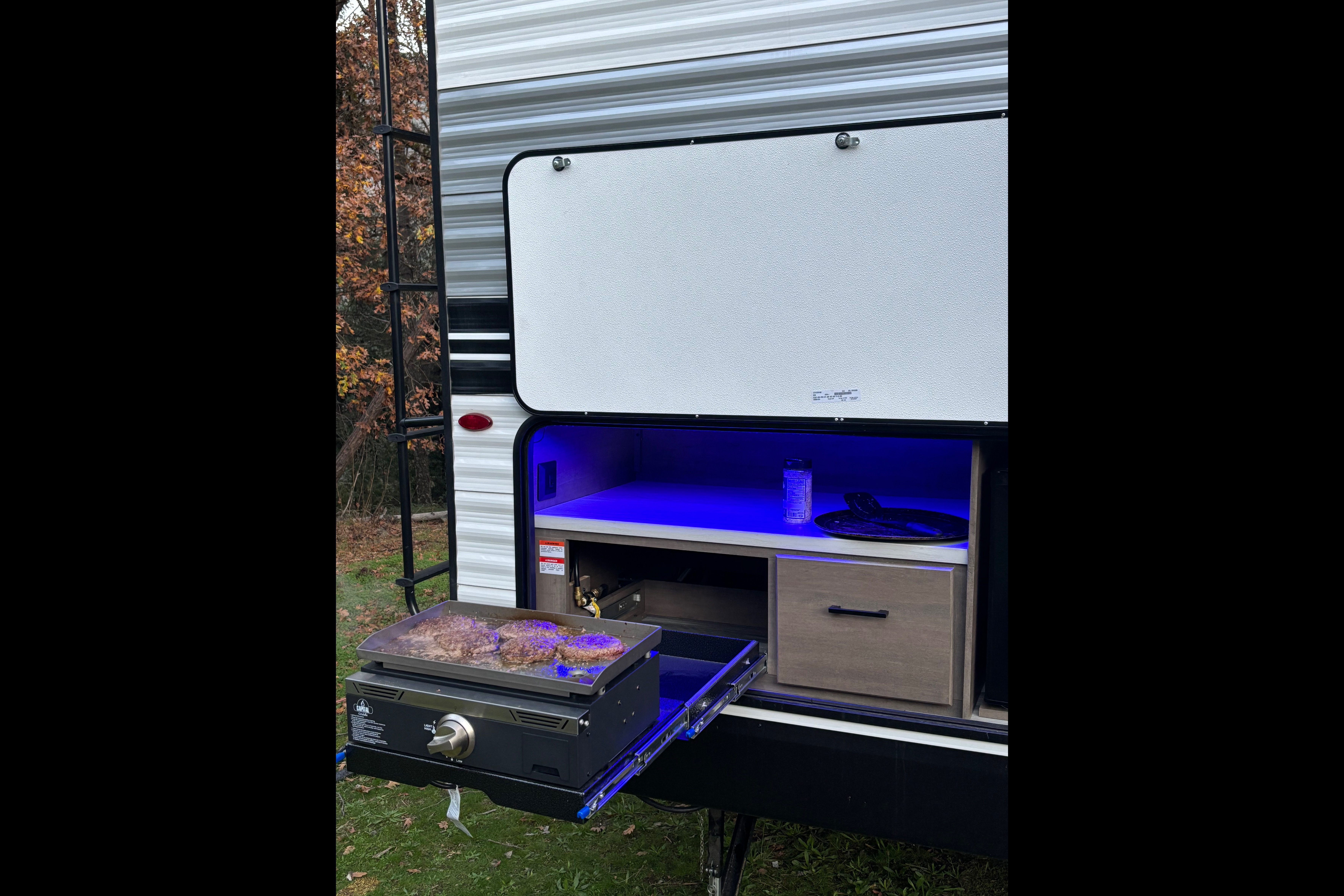 Dominy's Jayco Jay Flight 235MBHW Travel Trailer