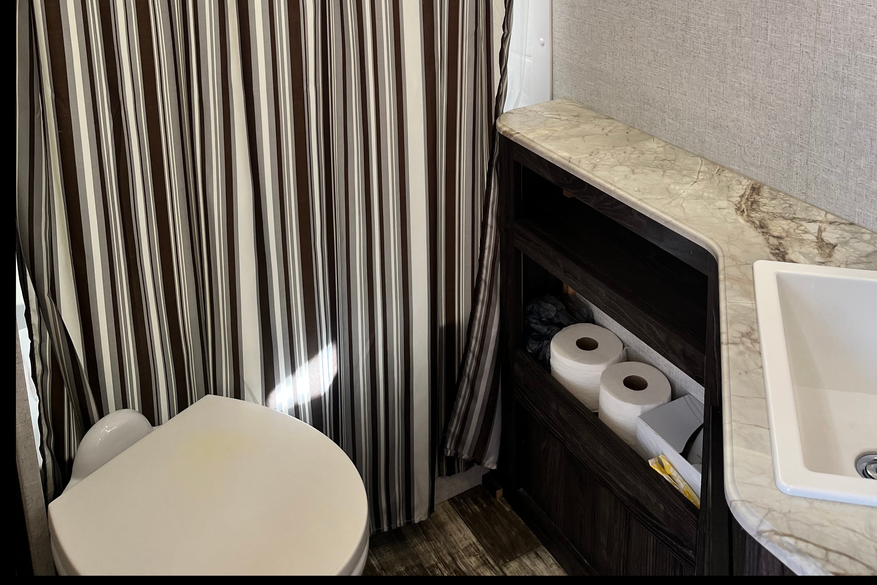 J&T Family Friendly Bunkhouse