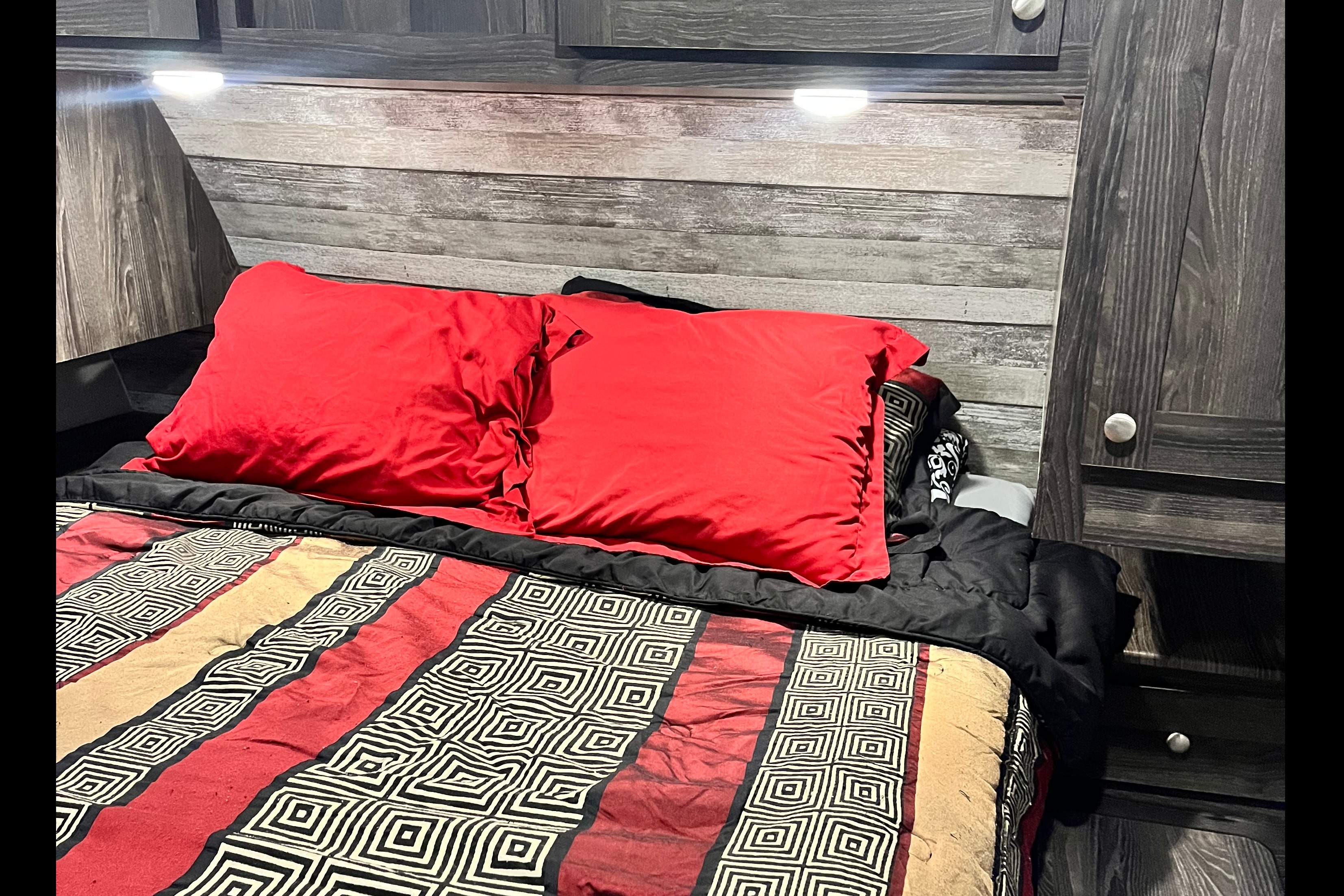J&T Family Friendly Bunkhouse