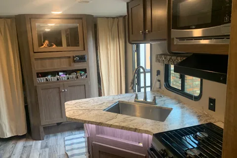 Venoms Keystone 24bhs Travel Trailer