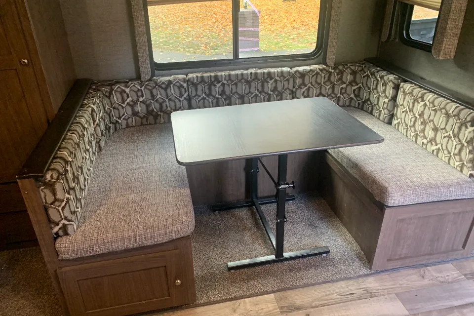 Venoms Keystone 24bhs Travel Trailer