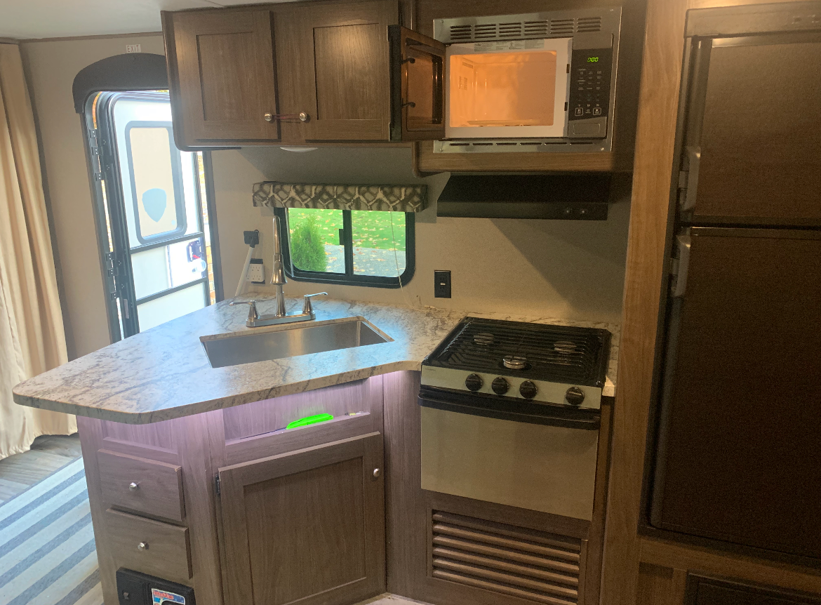 Venoms Keystone 24bhs Travel Trailer