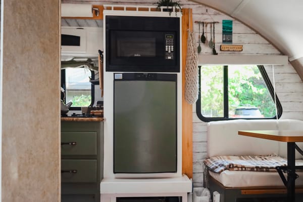Fully Renovated Glamping - Tofino/Ucluelet - Cozy R-Pod