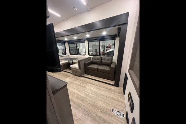 Andrew's Forest River Artic Wolf Fifth Wheel Sleeps 10
