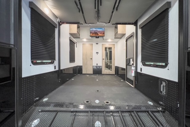 James's Grand Design Momentum Fifth Wheel