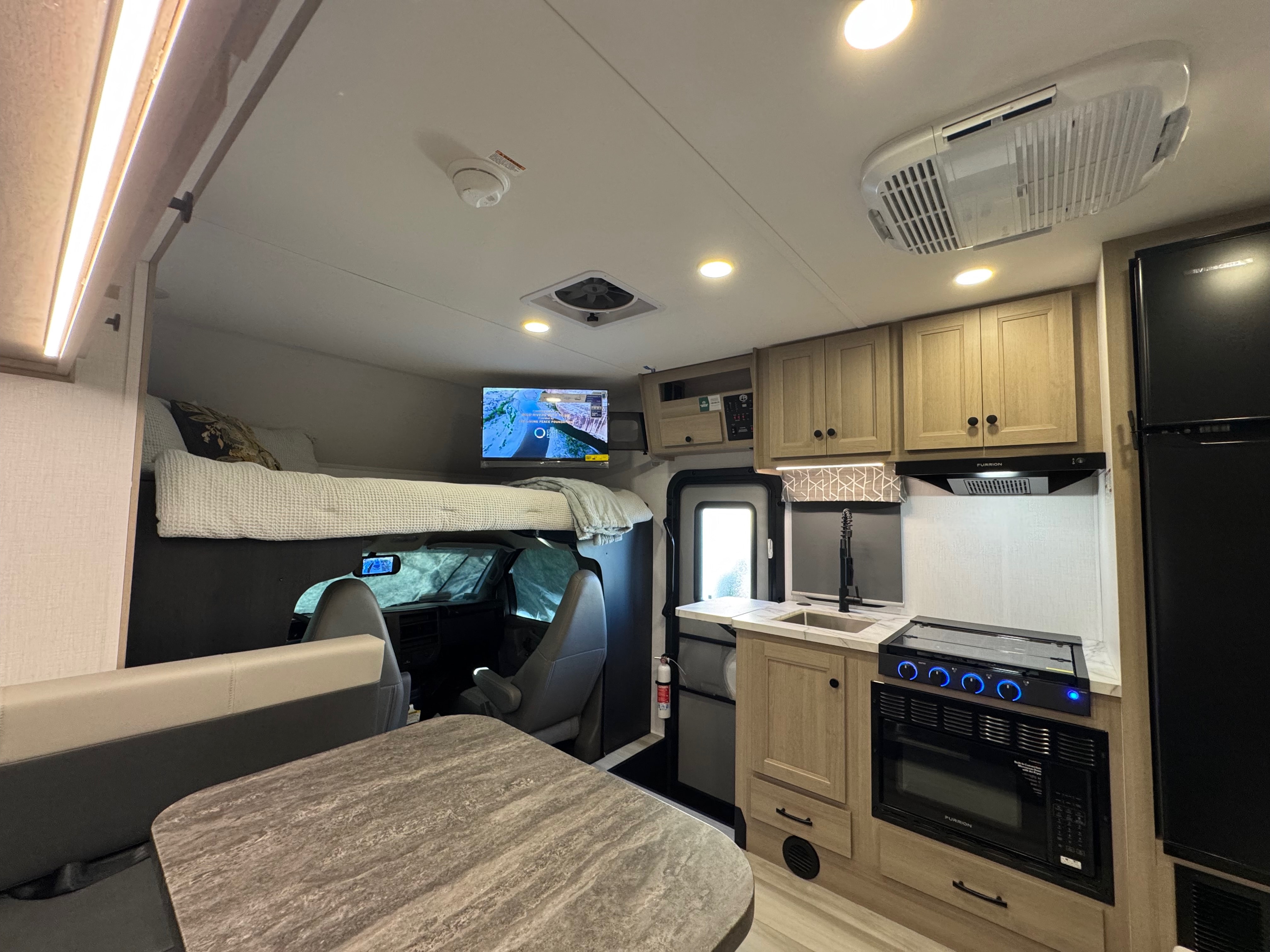 ✨Brand New 2026 ✨The Easy Escape – Sunseeker 🚐🌄🌲