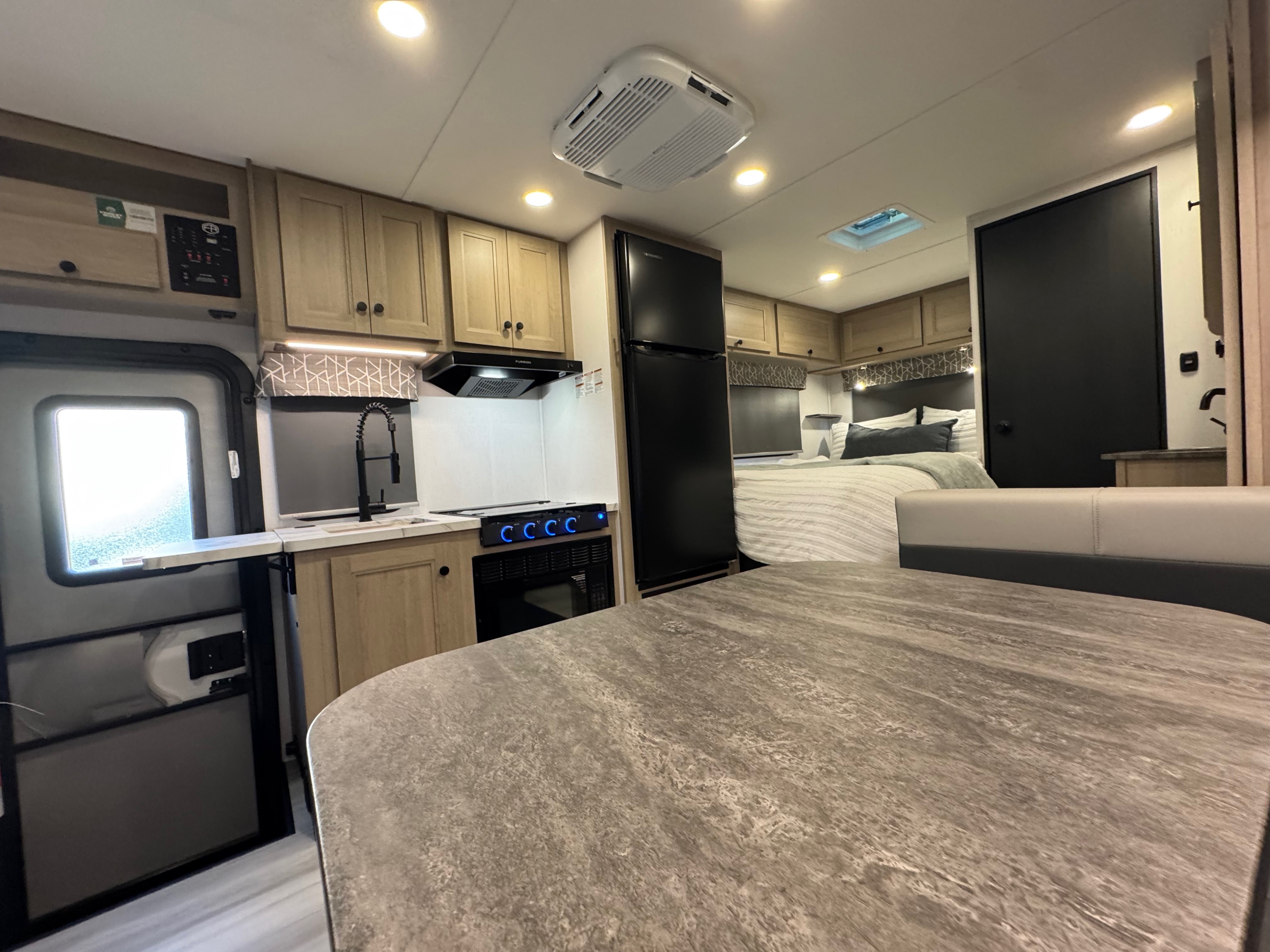 ✨Brand New 2026 ✨The Easy Escape – Sunseeker 🚐🌄🌲