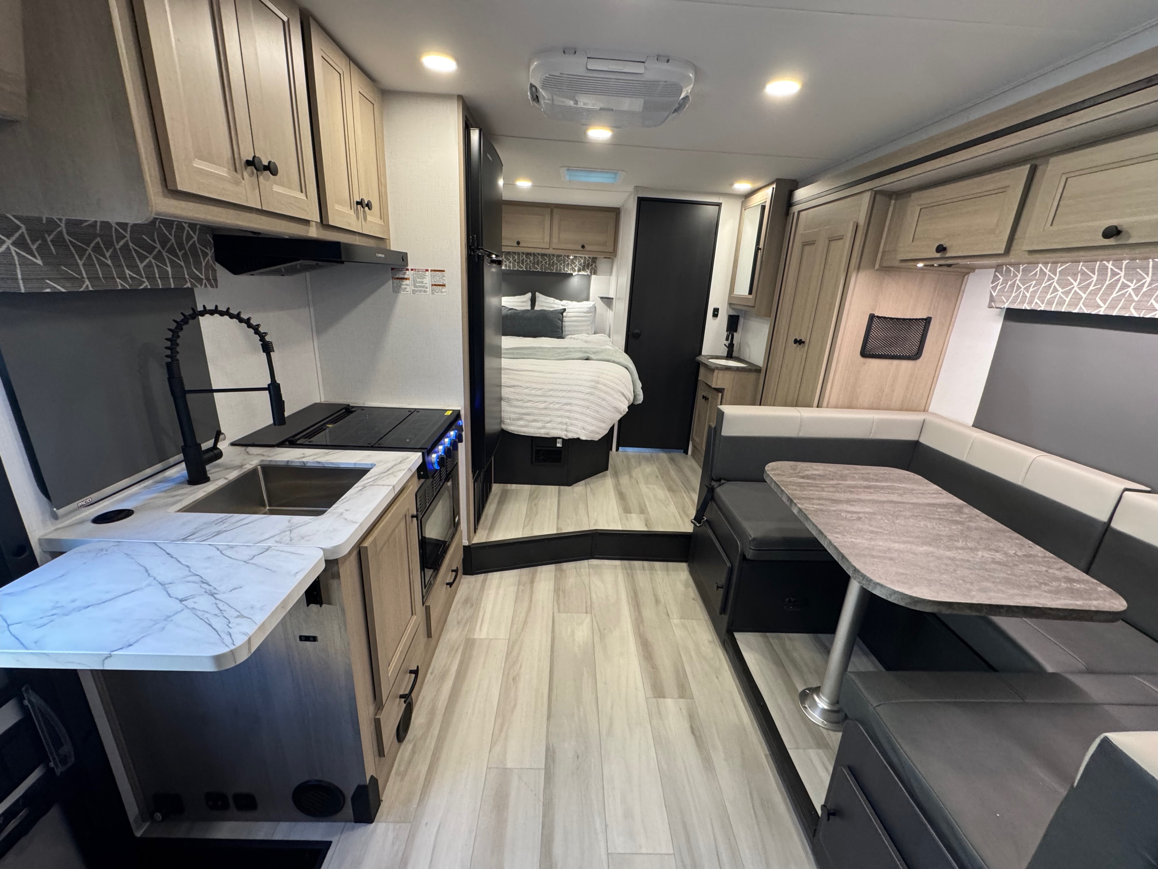 ✨Brand New 2026 ✨The Easy Escape – Sunseeker 🚐🌄🌲