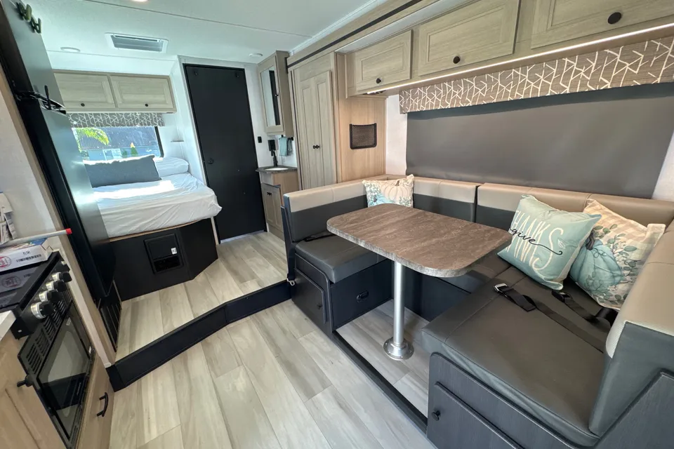 ✨Brand New 2026 ✨The Easy Escape – Sunseeker 🚐🌄🌲