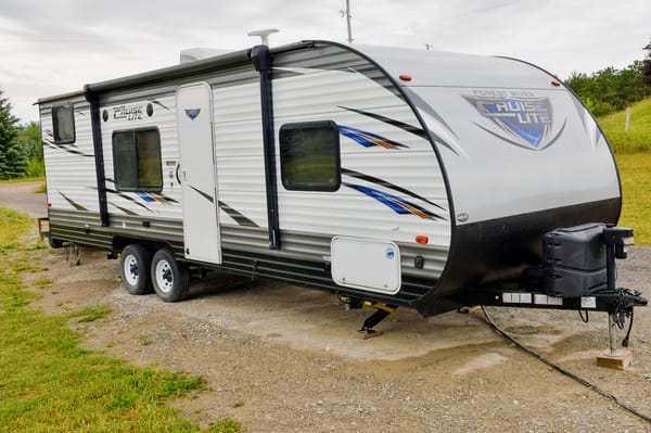 Jessica's 2020 Forrest-River 26bh "The Enterprise" Forrest-River 26bh Travel Trailer