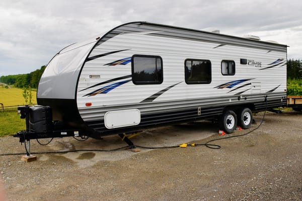 Jessica's 2020 Forrest-River 26bh "The Enterprise" Forrest-River 26bh Travel Trailer