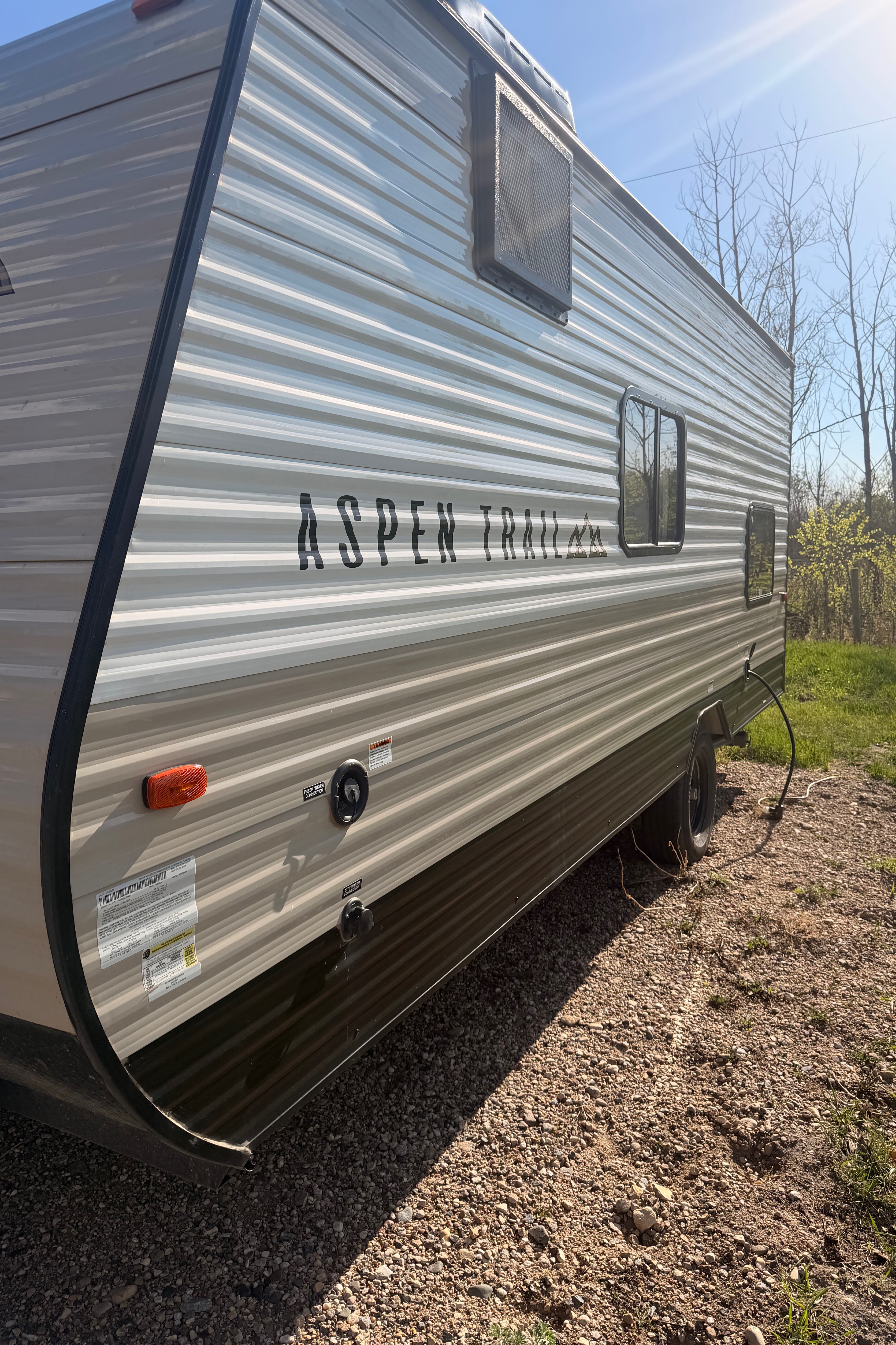 Ryan's Dutchmen Aspen 1950 BH Travel Trailer