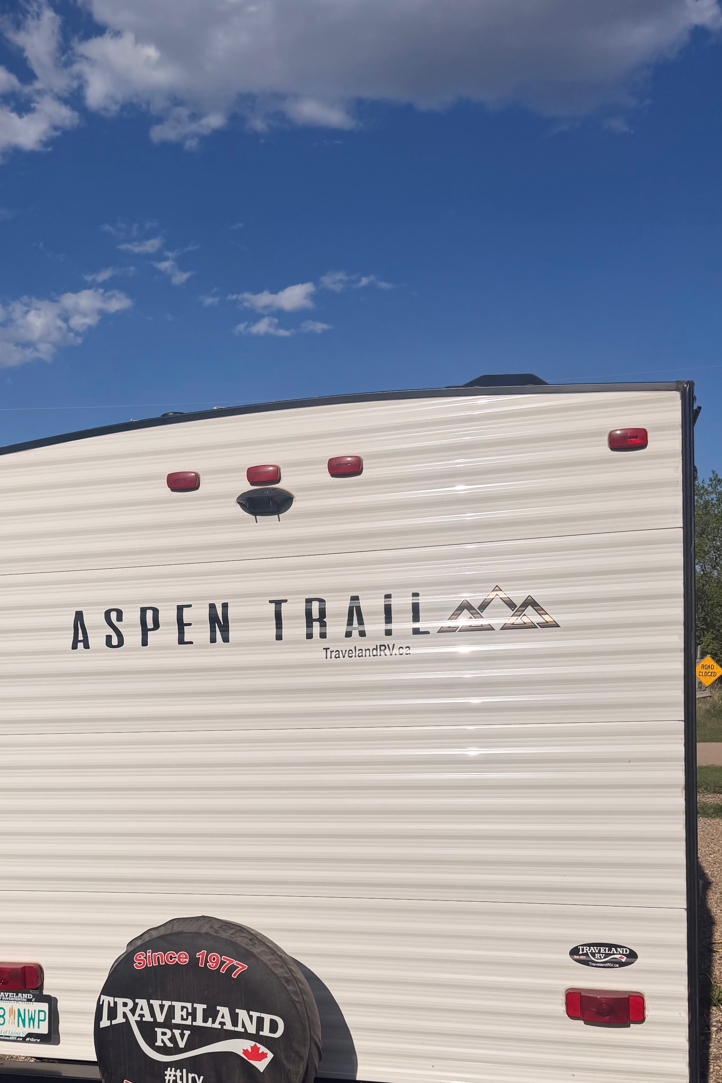 Ryan's Dutchmen Aspen 1950 BH Travel Trailer