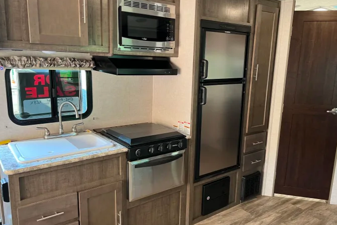 2018 Forest River RV Surveyor