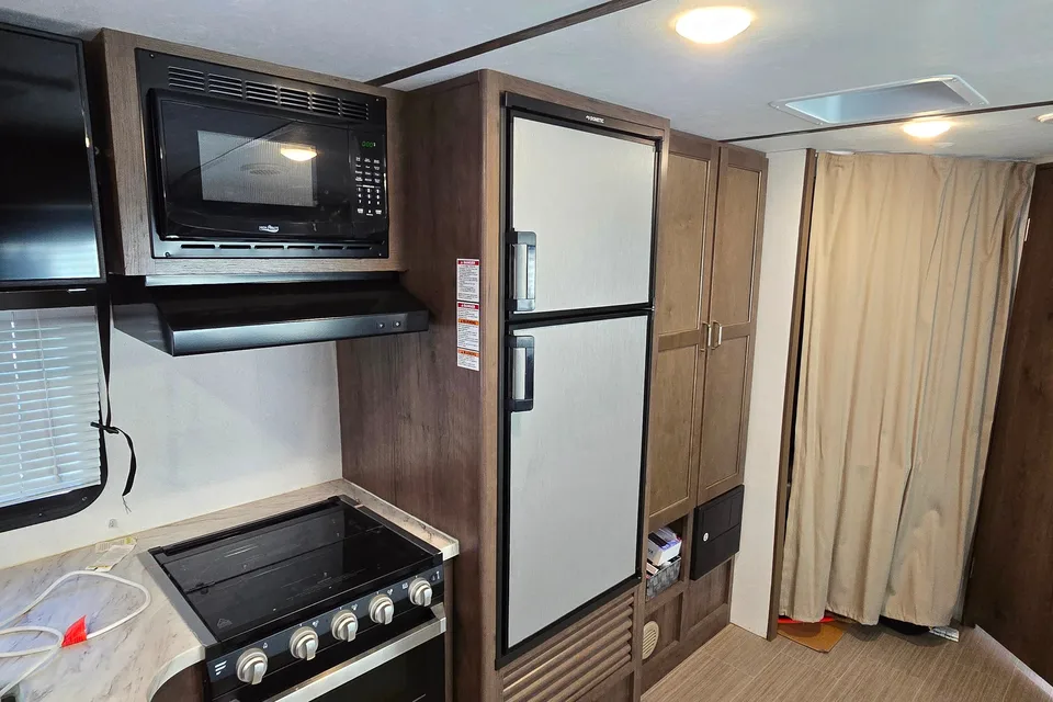 Michael's Keystone 2021 Travel Trailer