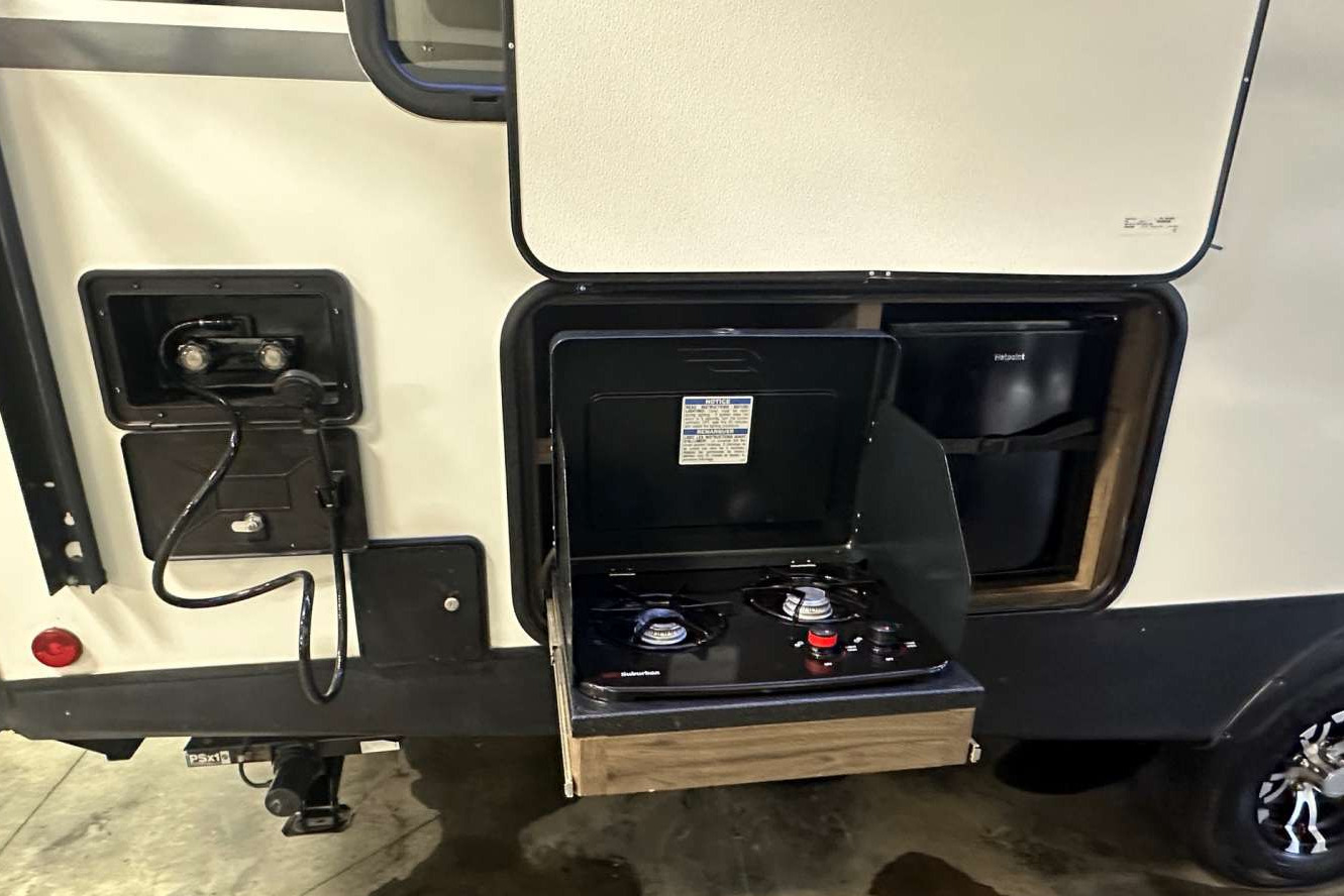 Michael's Keystone 2021 Travel Trailer