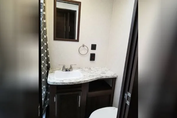 Need Space? Sleeps up to 9 and an outdoor kitchen!