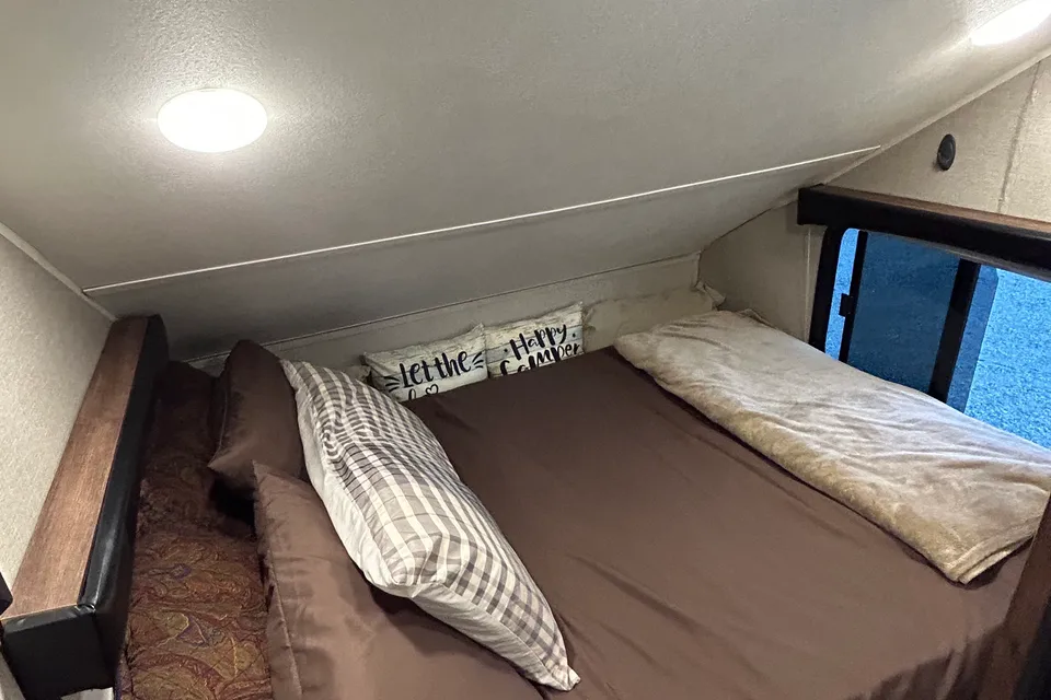 Travel Lite Falcon F-24 Bunkhouse Travel Trailer