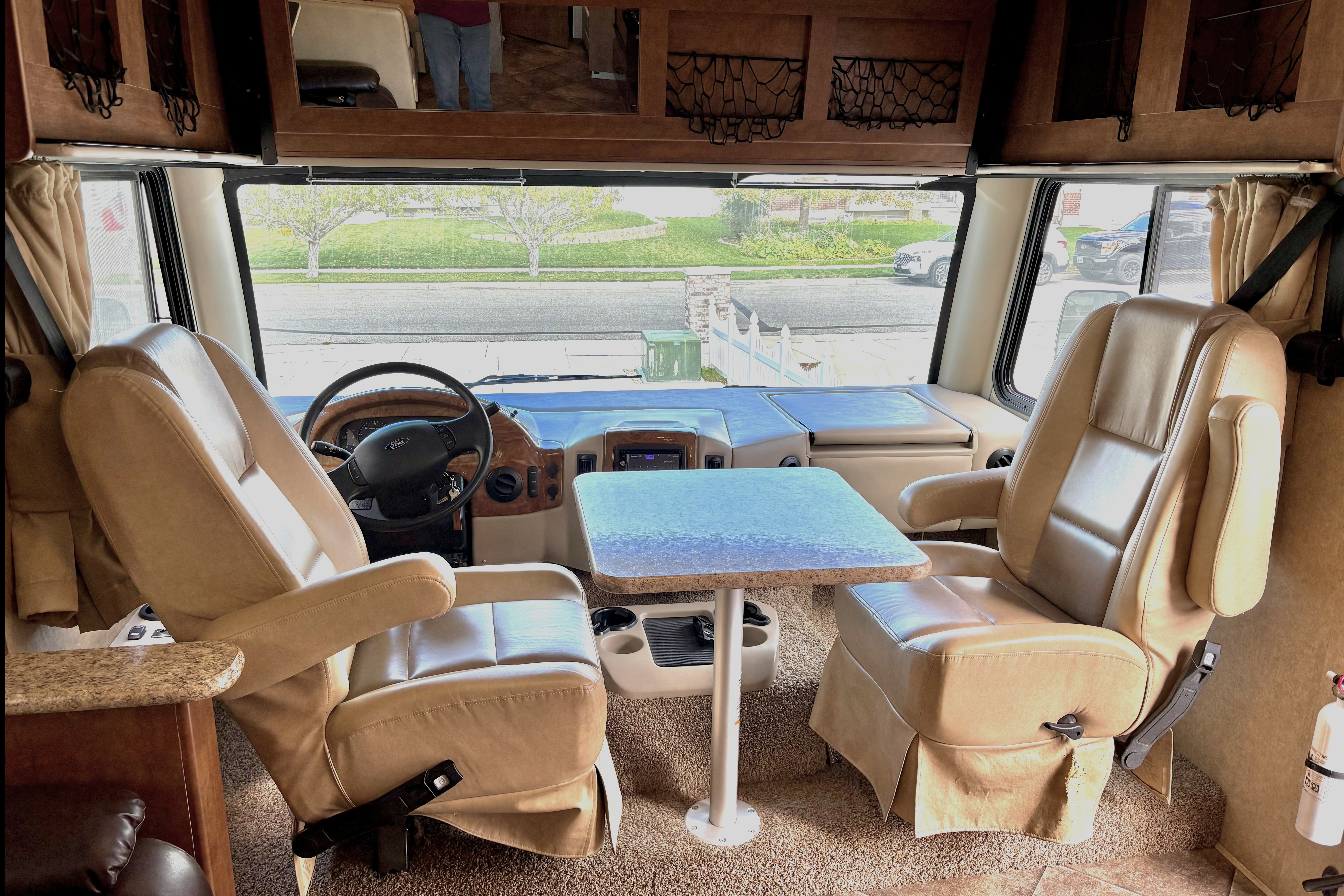 DAVID's Thor Motor Coach ace 30.1 Class A