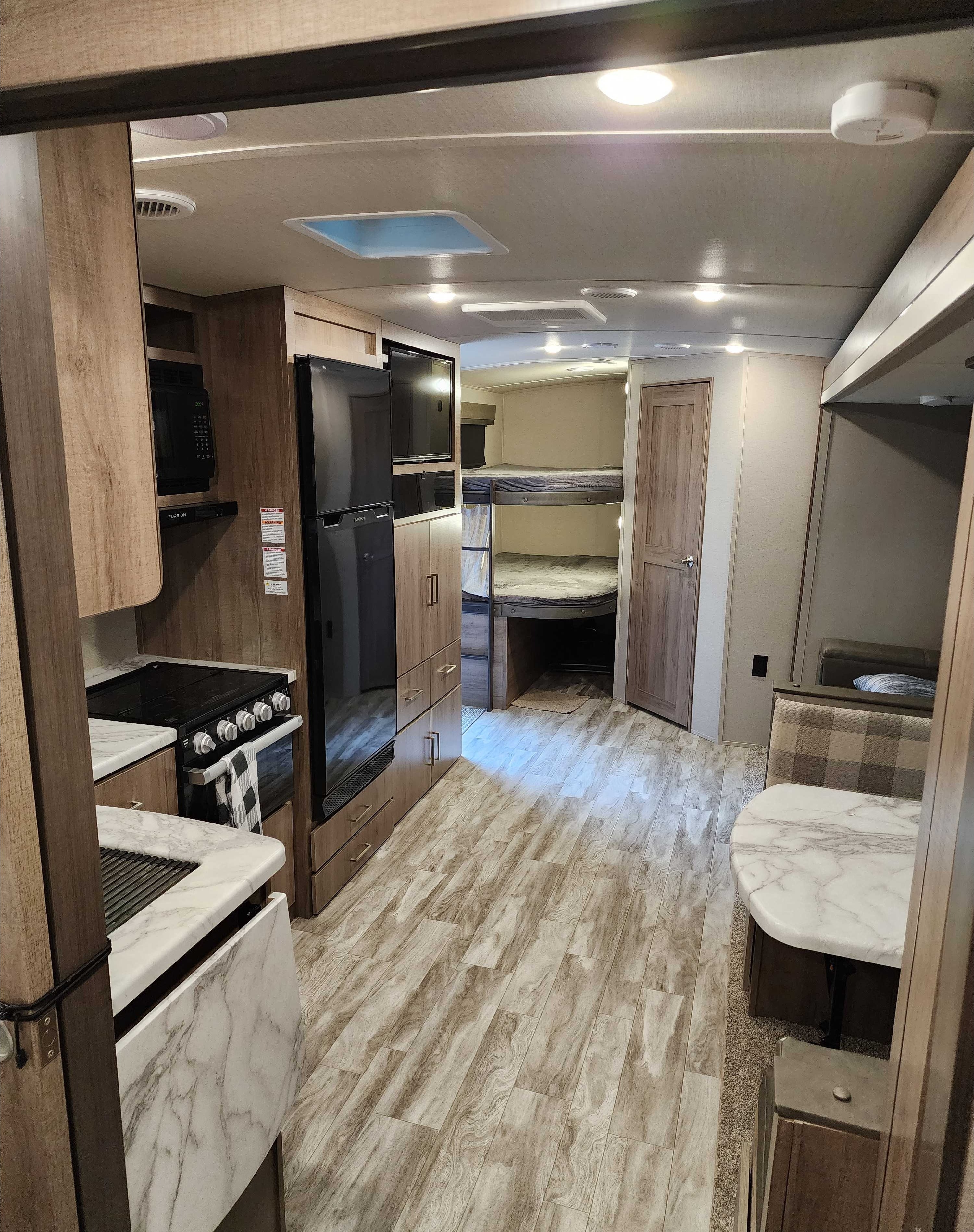 Ian's Grand Design 2800BH Luxury Glamper