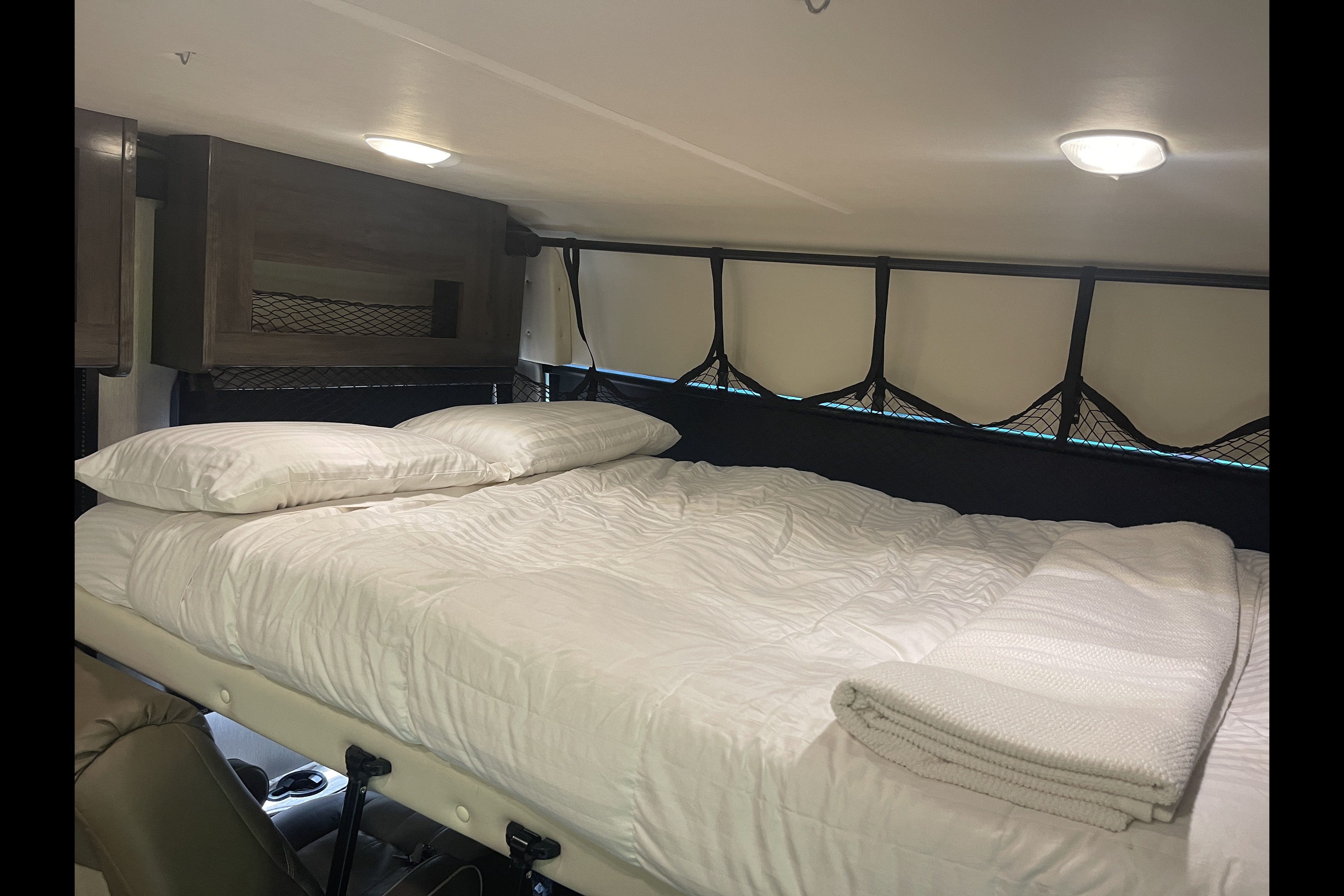 Marc's Holiday Rambler Admiral 29M Class A