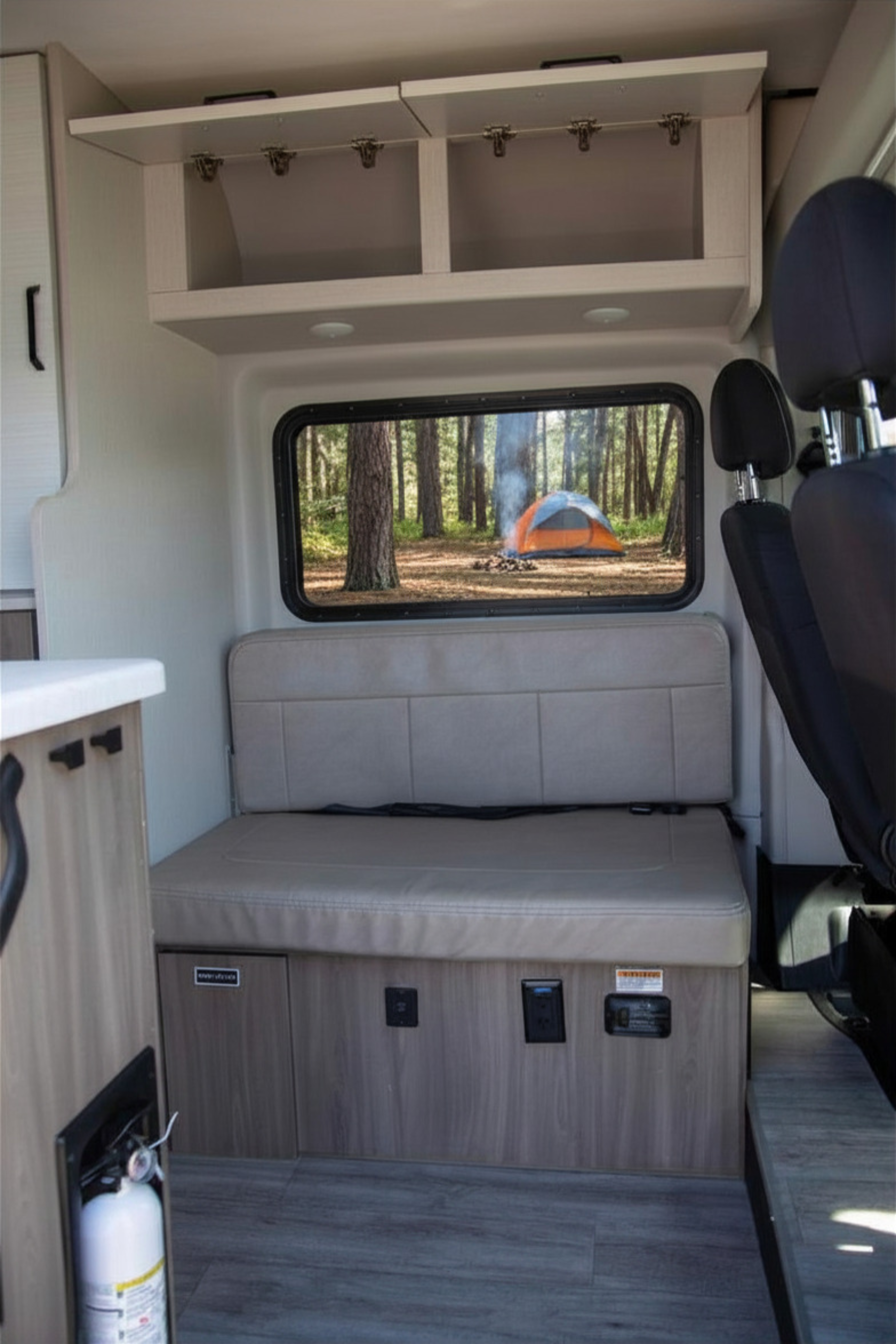 B01 - Thor Twist Van - The RV Rental Factory