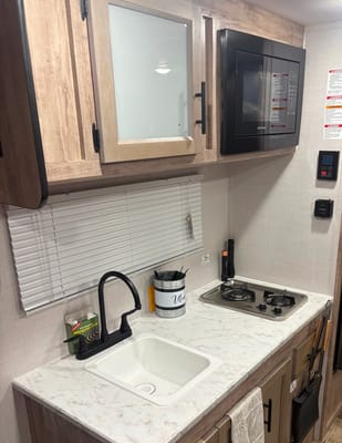 The Fallis’ Grand River 19BH Travel Trailer