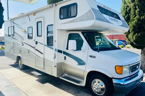 THE FORESTER 2006 Forest River Class C RV