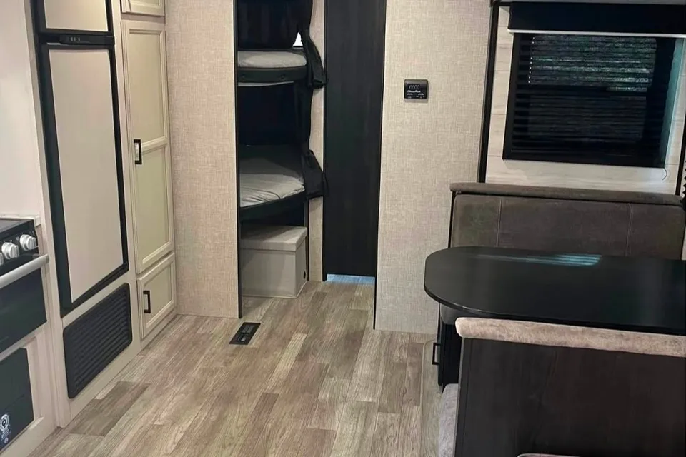 Javier's Jayco 267 BHSW Travel Trailer