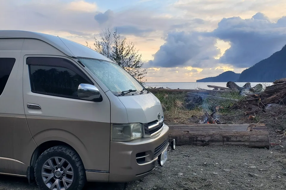 Oshi, the Toyota Hiace Campervan