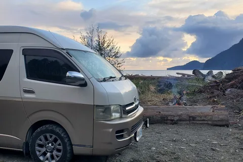 Oshi, the Toyota Hiace  Campervan