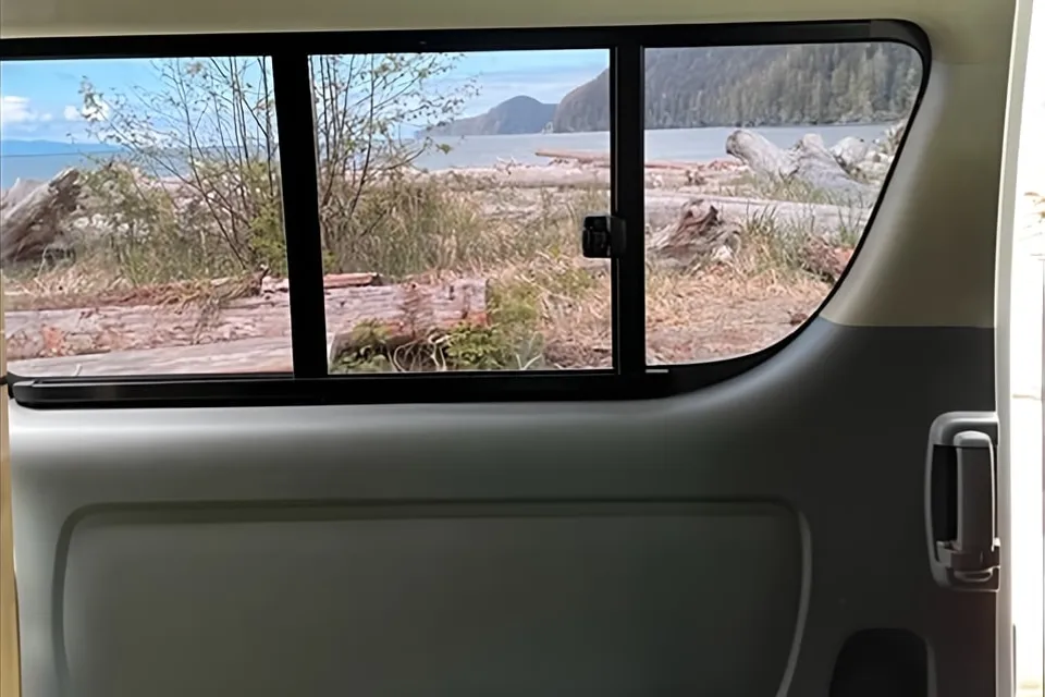 Oshi, the Toyota Hiace Campervan