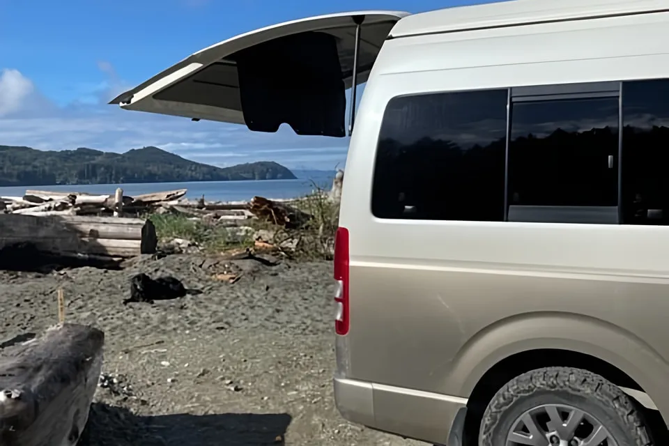 Oshi, the Toyota Hiace Campervan