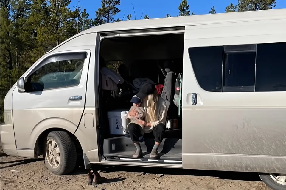 Oshi, the Toyota Hiace Campervan