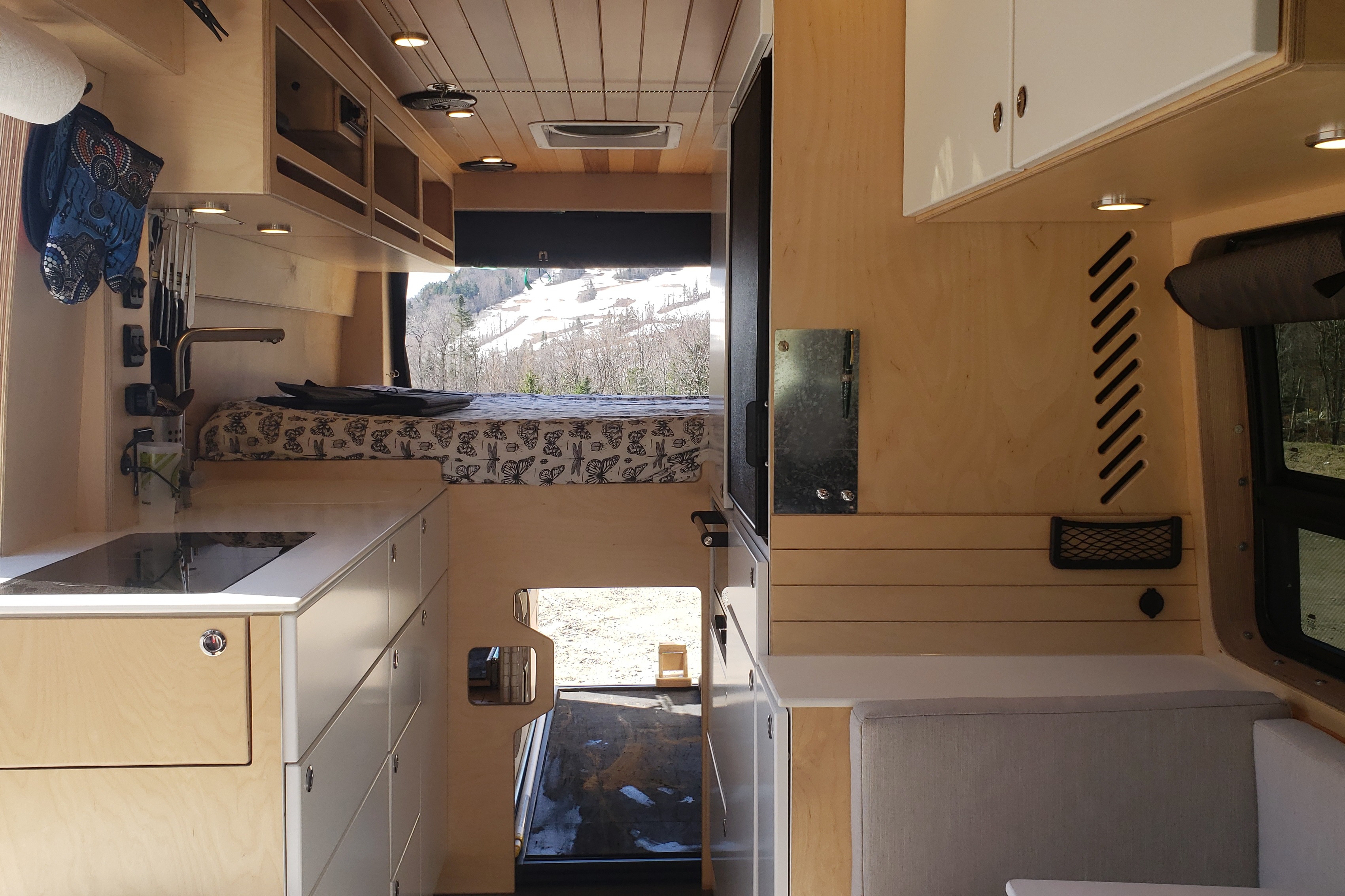 Le ChezNouk - RAM Promaster 20'