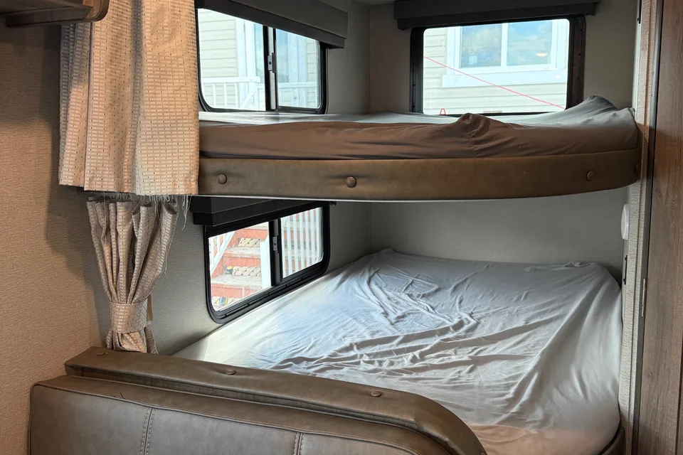 Reynaldo's Grand Design Imagine 23bhe Travel Trailer