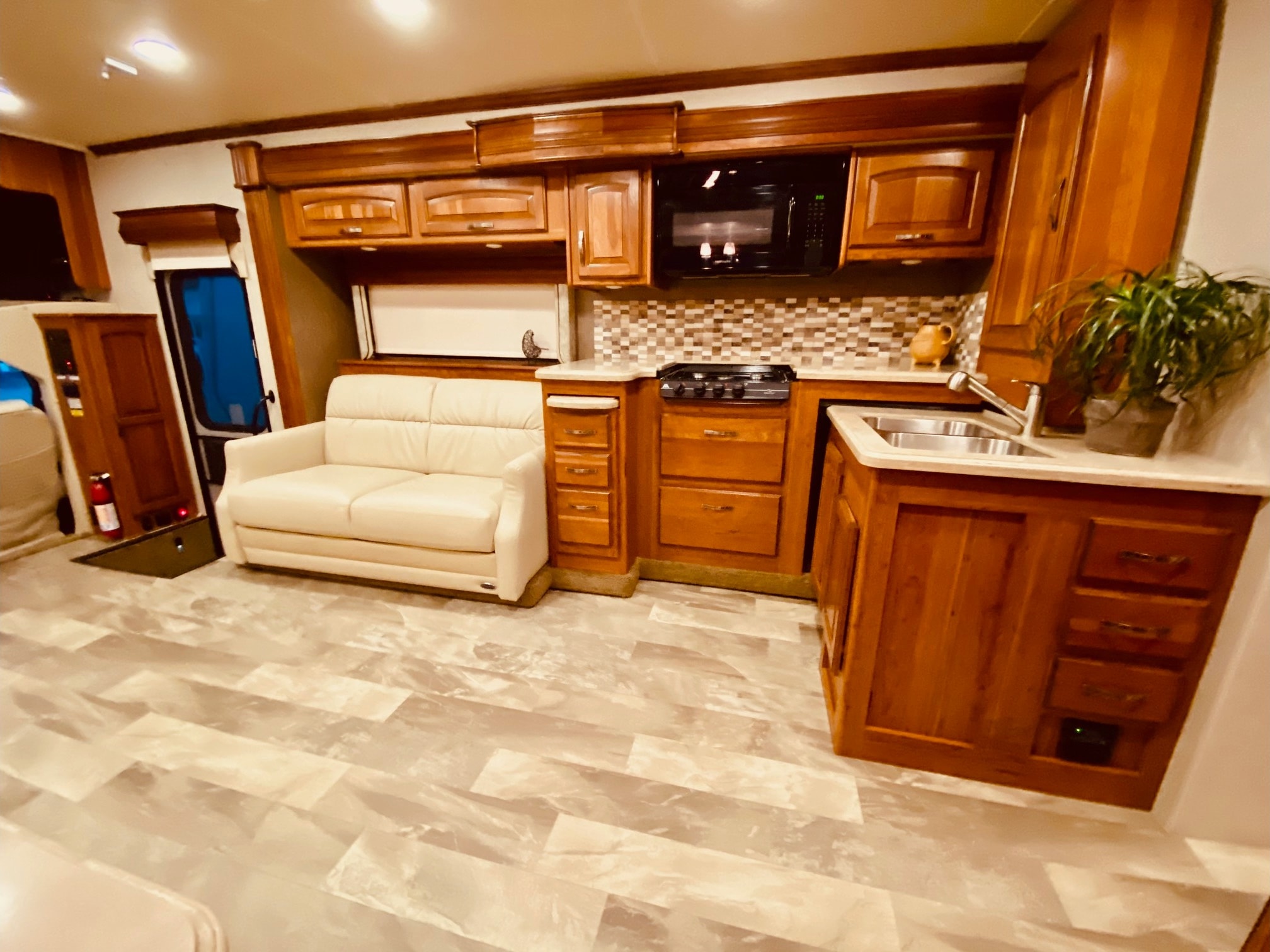 C17 JAYCO SENECA SUPER C DIESEL SLEEPS 10 LUXURY 3 SLIDEOUT ROOMS WIFI WOW!