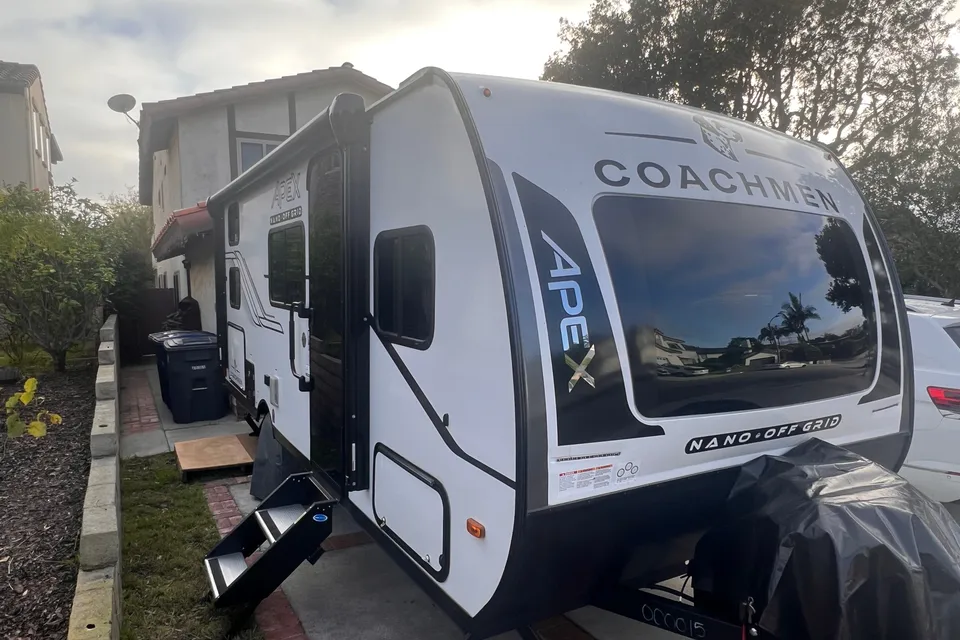 New 2026 Coachmen Apex Nano 194BHS