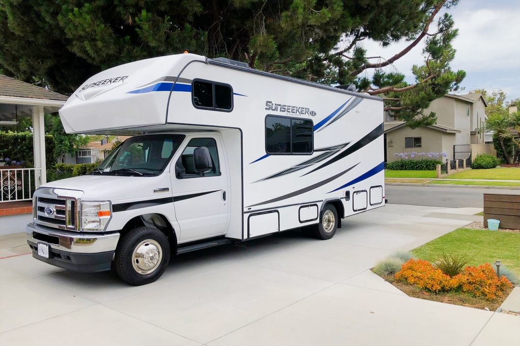 Solar-Powered, Pet Friendly, Ready-to-Go Sunshine Daydream 