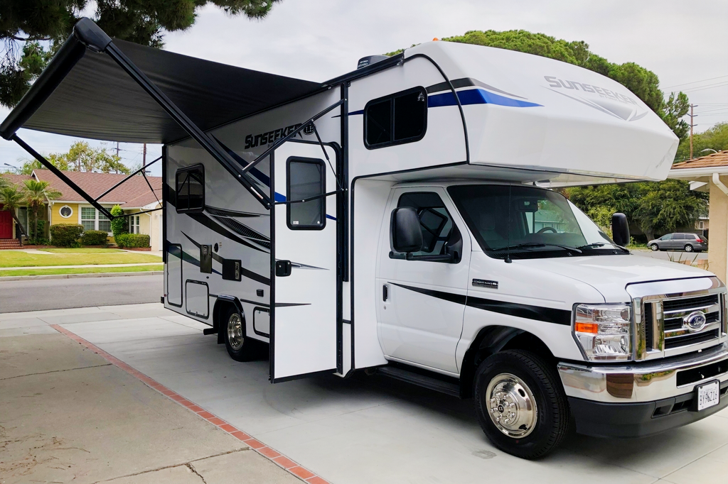 Solar-Powered, Pet Friendly, Ready-to-Go Sunshine Daydream 