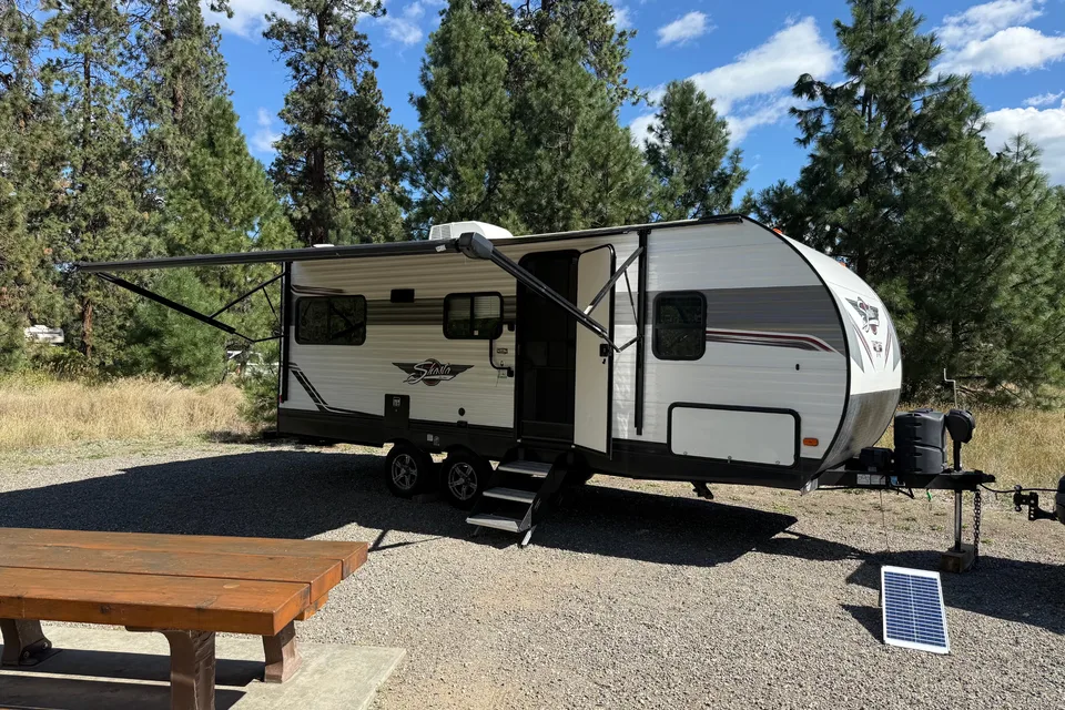 Mac's and Chantel’s Sashta Travel Trailer