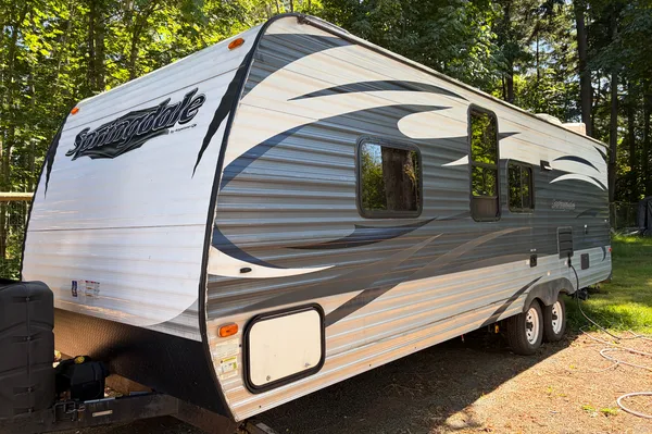 Jessica's 26’ Springdale Travel Trailer with double bunker