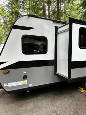 Tim's Jayco SLX 7 184BS Travel Trailer