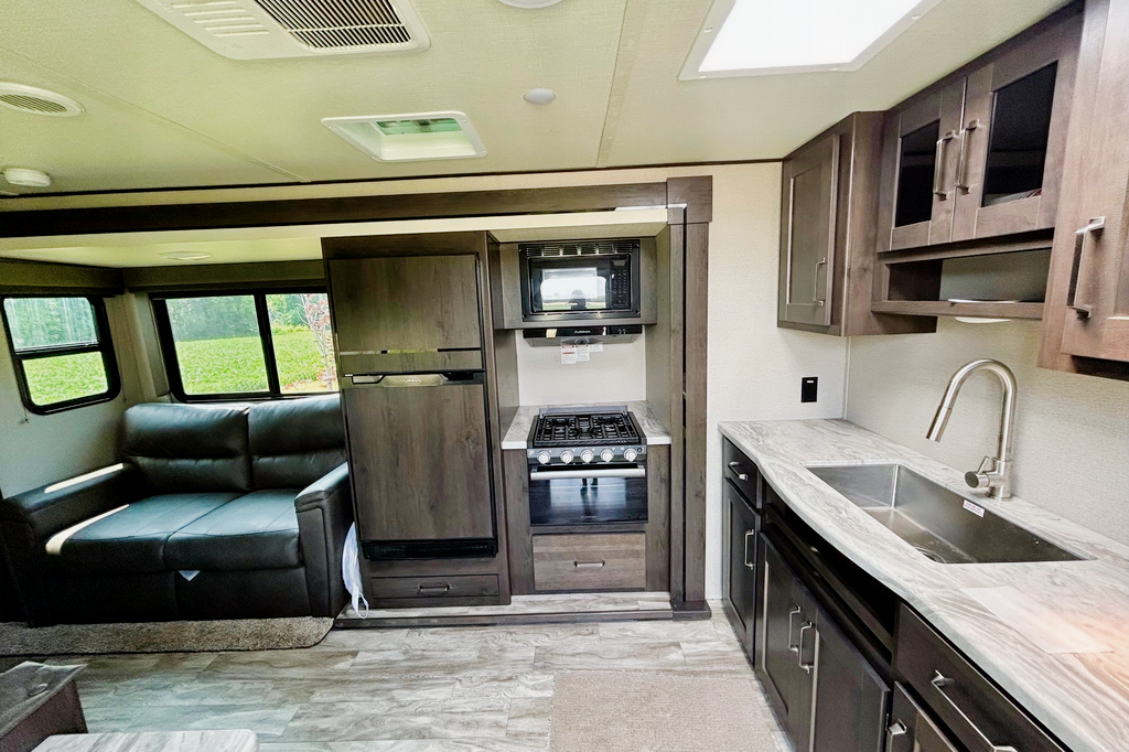 Lightfoot Adventure Trailer 